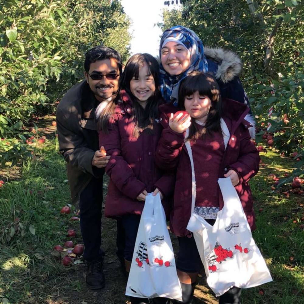 Meet your Posher, Tara